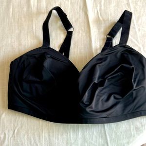 KINDLY BLACK BRA